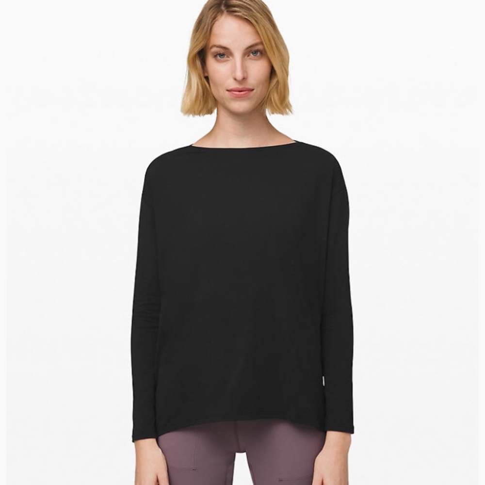 Lululemon Back in Action Long Sleeve Size 2 NWT